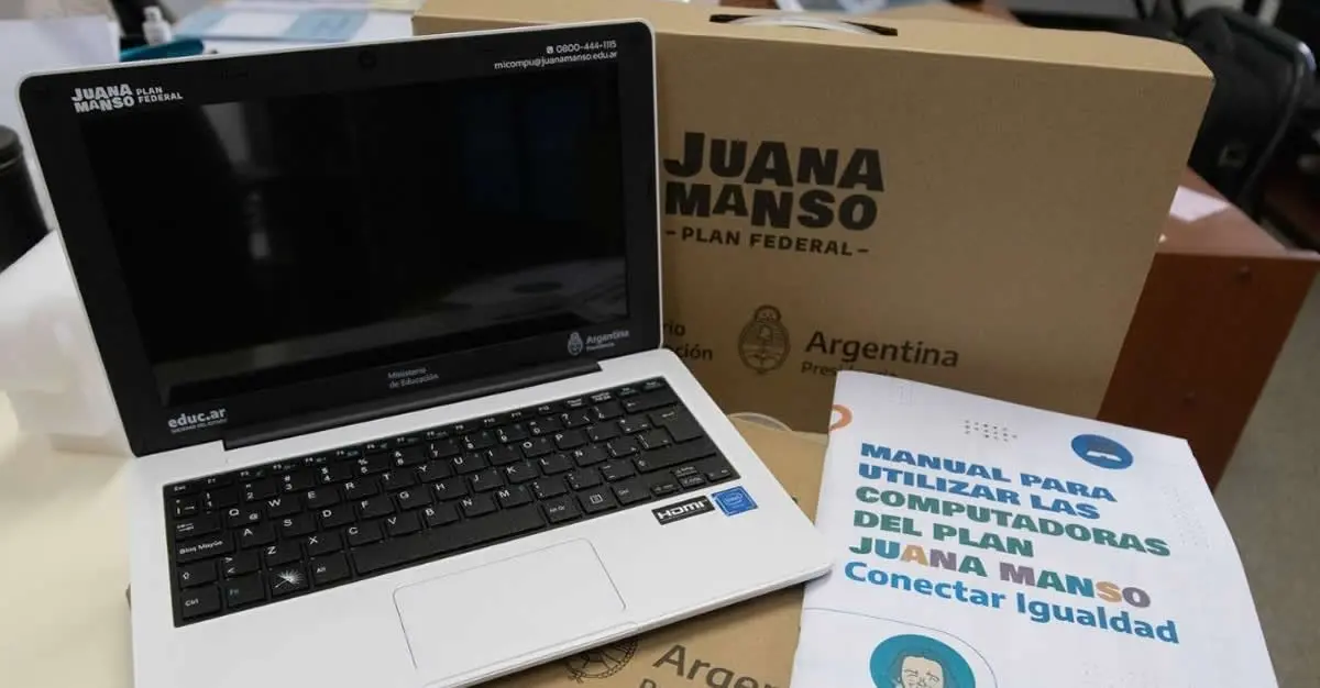 Photo of “Plan Juana Manso” chicos y chicas de Río Colorado recibieron las netbooks de Nación