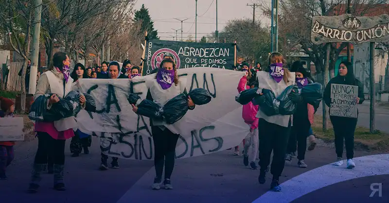 Photo of #NiUnaMenos Una multitudinaria marcha en Río Colorado – Fotos