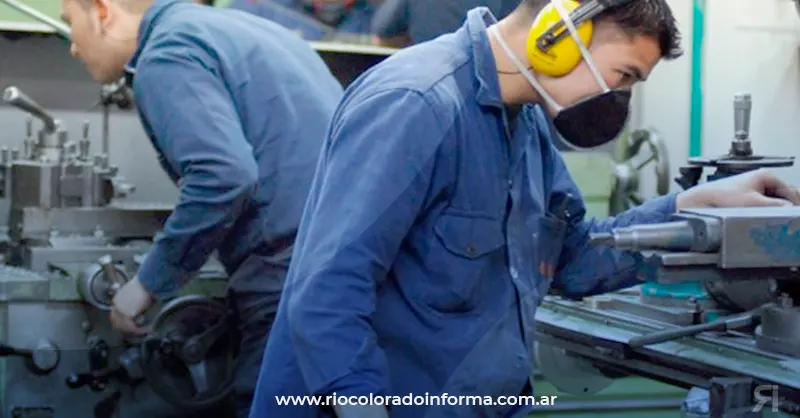 Photo of Gobierno analiza que se pague un bono para trabajadores formales