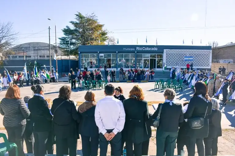 Acto oficial por el 25 de Mayo en Río Colorado
