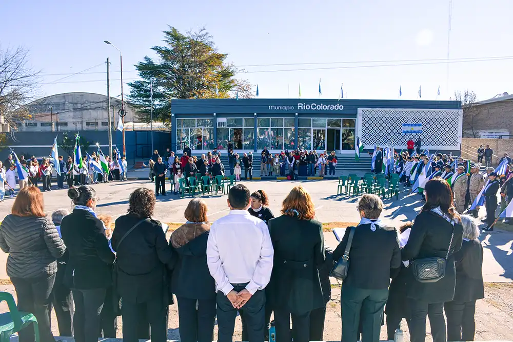 Acto oficial por el 25 de Mayo en Río Colorado