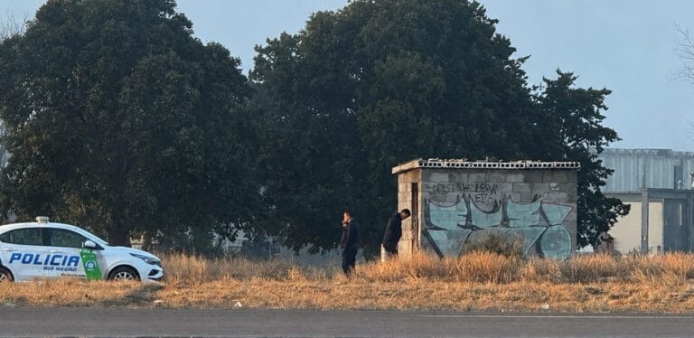 Hallaron fallecido a “Rambito”. Los empleados de la estación de servicio dieron aviso a la policía.