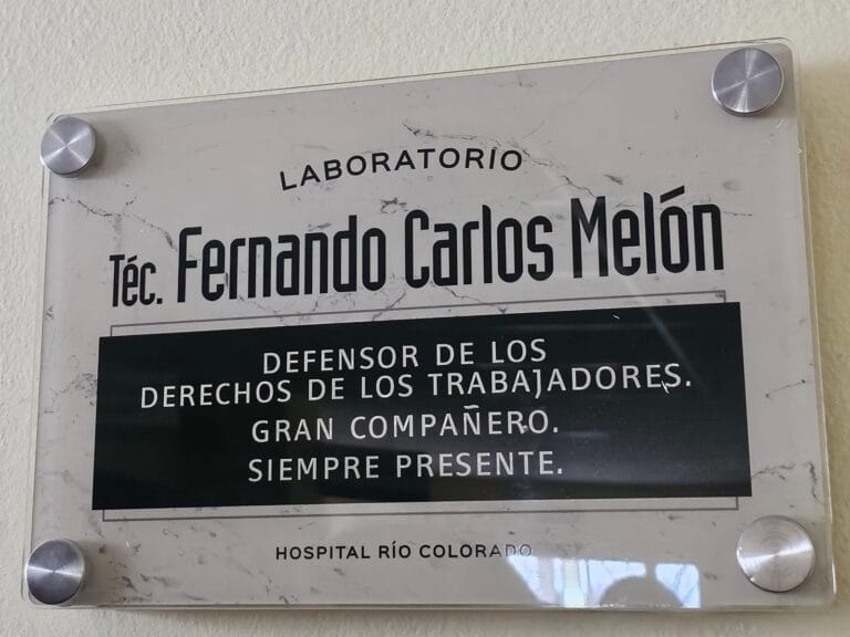 El laboratorio del Hospital de Río Colorado lleva el nombre de “Fernando Melón”.