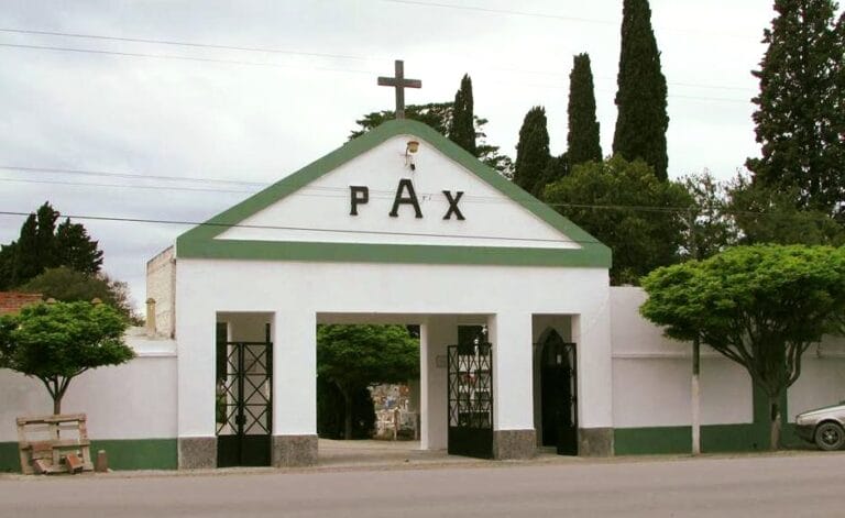 El Municipio amplía en 7.500 metros cuadrados el cementerio local