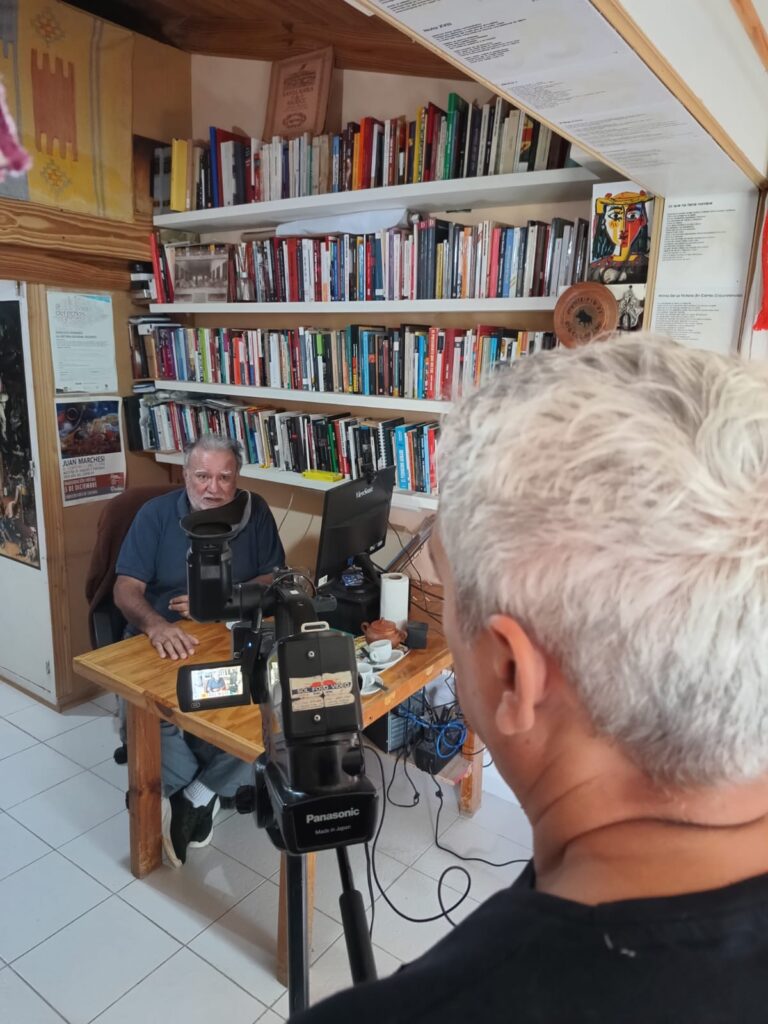El documental de Ihnaken también cuenta la historia cultural de toda una época.