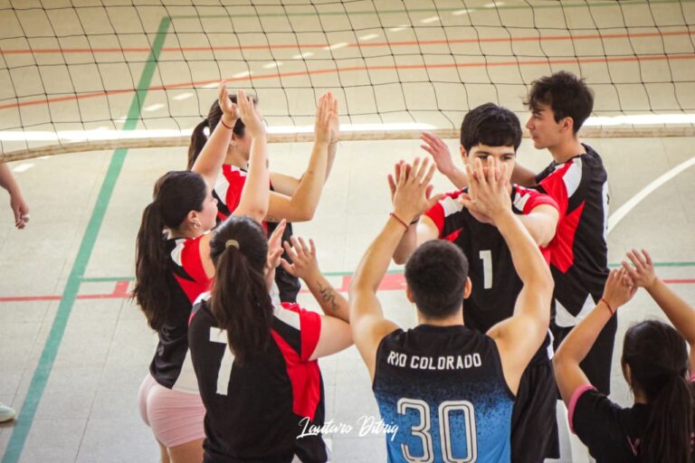 Liga Municipal de Vóley: comenzó el torneo con una jornada de partidos intensos en Río Colorado